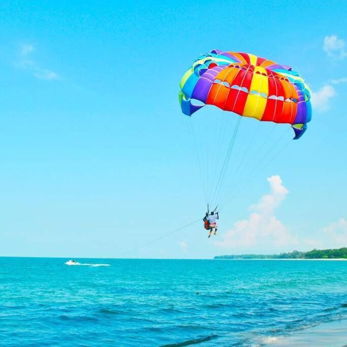 Lotus Desaru Beach Resort, 2 Bdrms, W/Splash Park Bandar Penawar Luaran gambar
