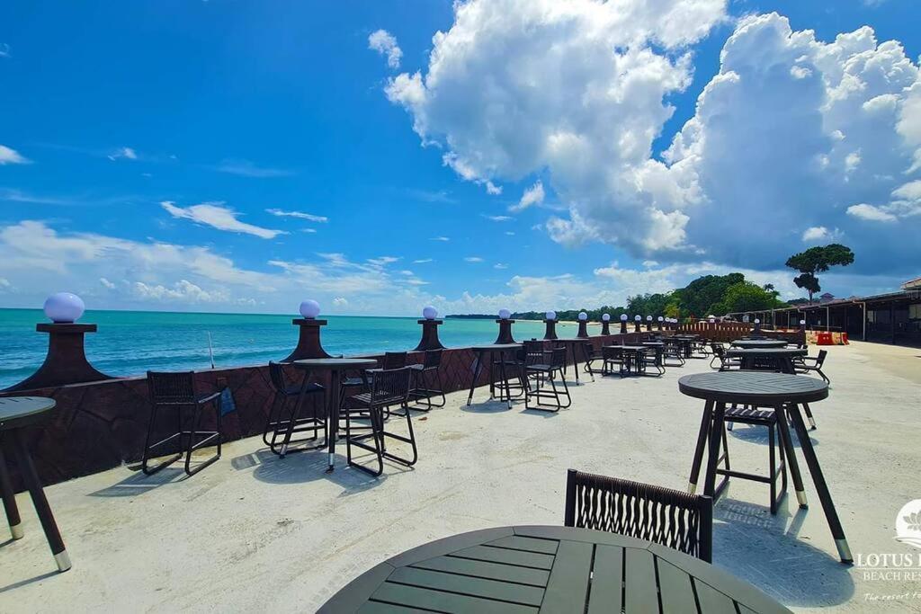 Lotus Desaru Beach Resort, 2 Bdrms, W/Splash Park Bandar Penawar Luaran gambar
