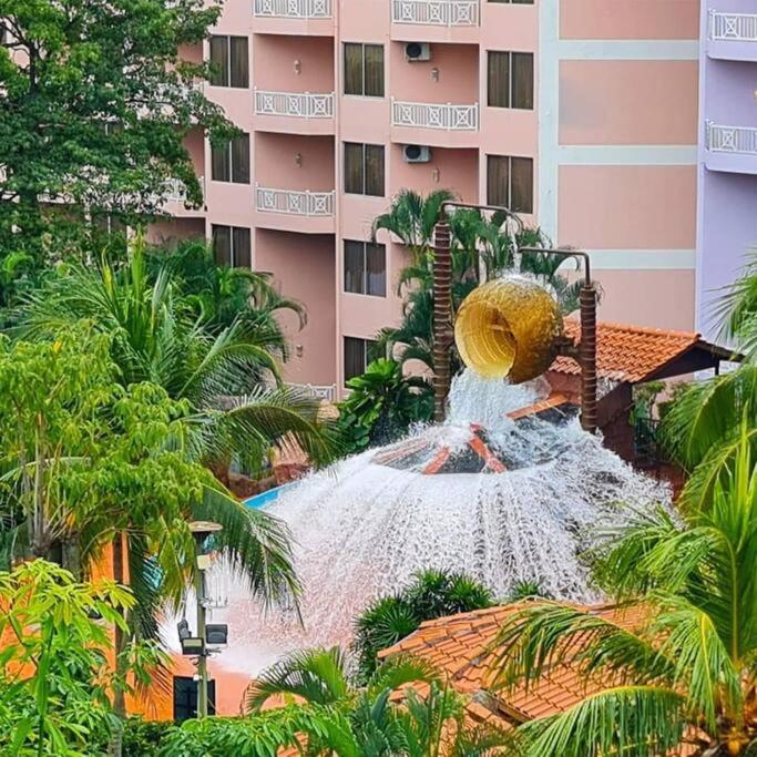 Lotus Desaru Beach Resort, 2 Bdrms, W/Splash Park Bandar Penawar Luaran gambar