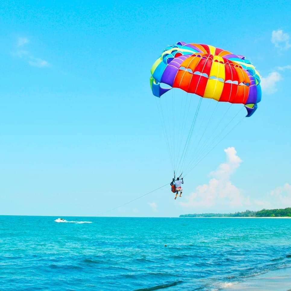 Lotus Desaru Beach Resort, 2 Bdrms, W/Splash Park Bandar Penawar Luaran gambar